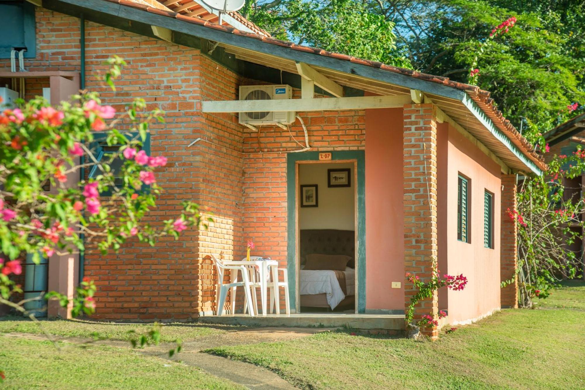 Hotel Fazenda Reviver Арасояба-да-Серра Экстерьер фото