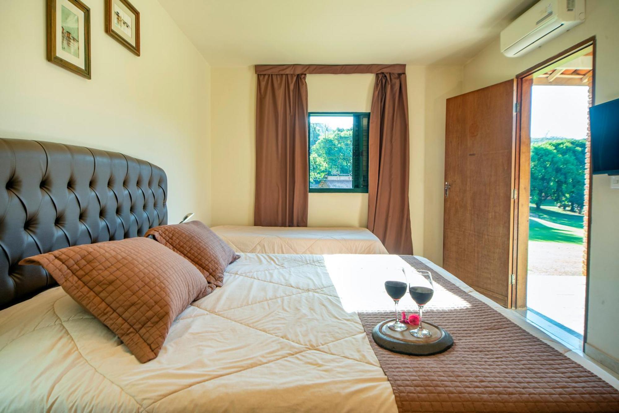 Hotel Fazenda Reviver Арасояба-да-Серра Экстерьер фото